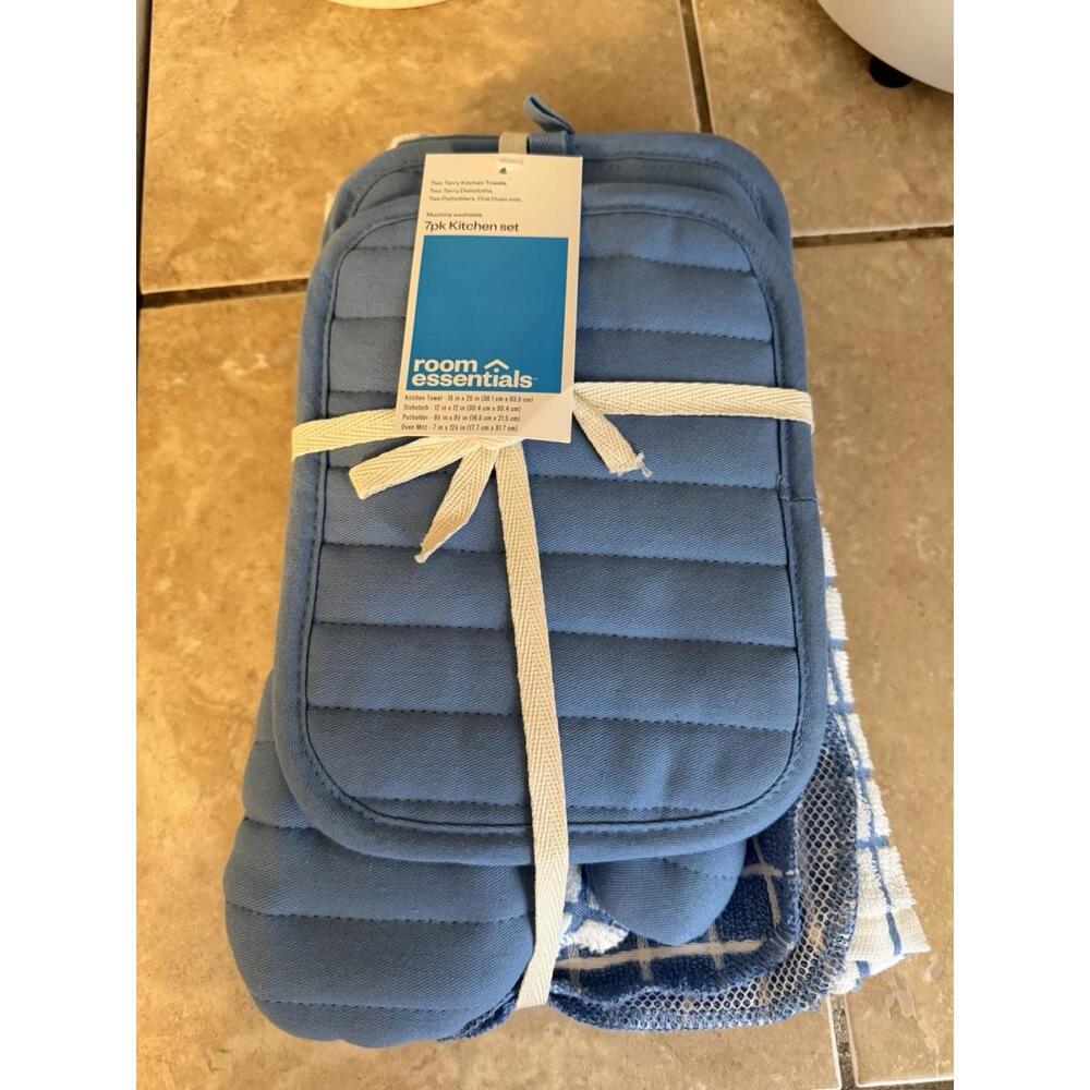 Kitchen Textile Set 7 pc Towels Dishcloths Potholders Mitt Blue Room Essentials
